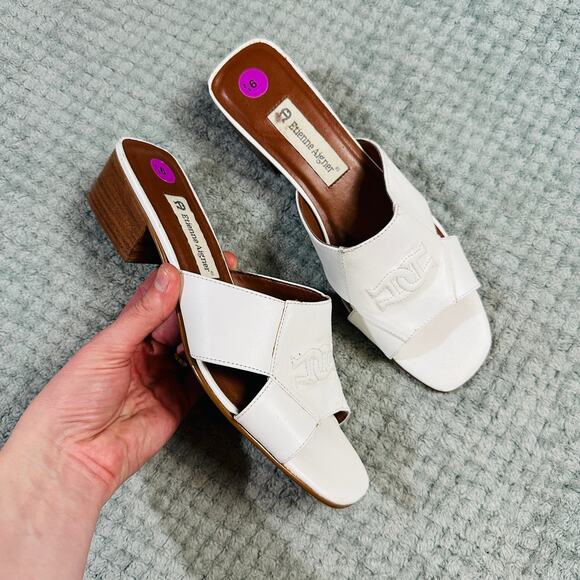 Vintage 90s Etienne Aigner White Peep Toe Leather Kitten Heel Sandal 9.5 - Picture 3 of 5